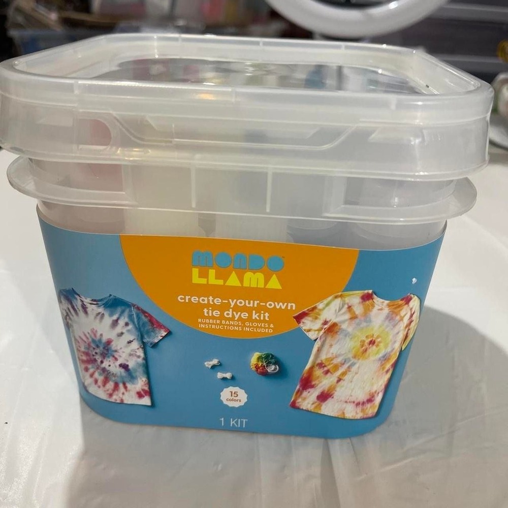 Mondo Llama Tie Dye Kit